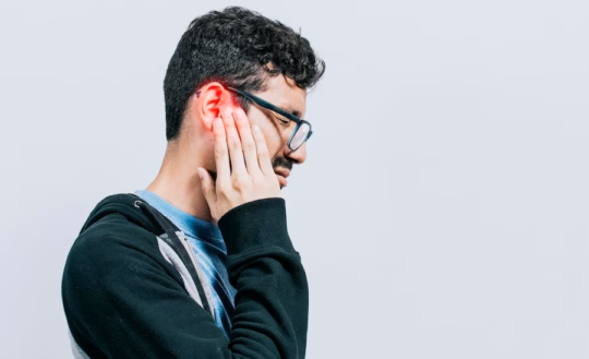 علاج طنين الأذن في المنزل